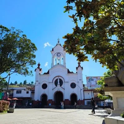 Live streaming Candelaria Radio