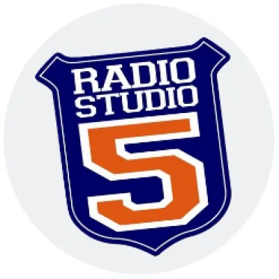 Live streaming Studio 5 FM