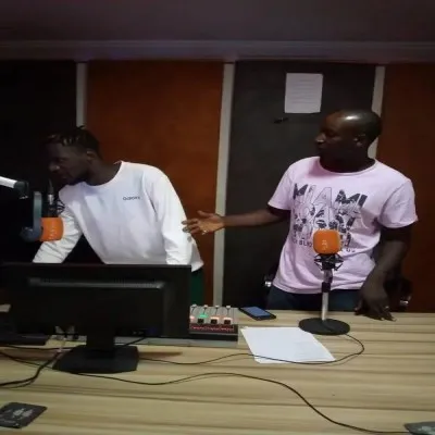 Live streaming CORRECTFM