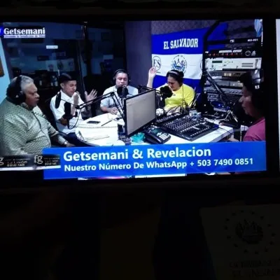 Live streaming Radio Revelación