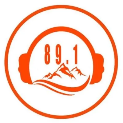 Live streaming Uplands Fm Radio