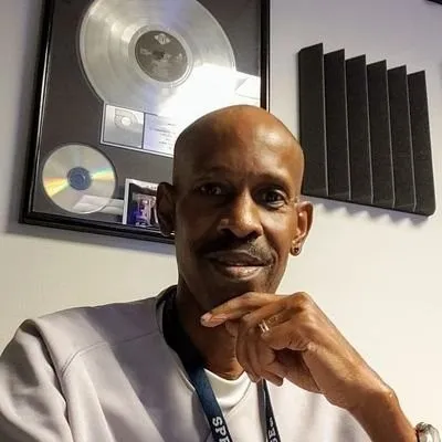 Live streaming R&B Flavaz