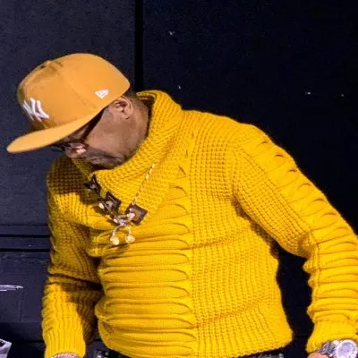 Live streaming Flex103 FM