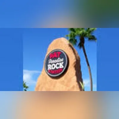 Live streaming The Pat Paradise Rock Station