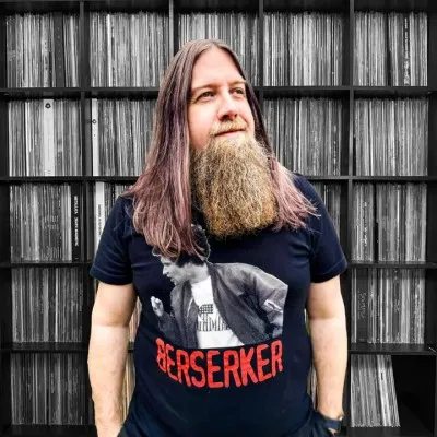 Live streaming Old Head Radio