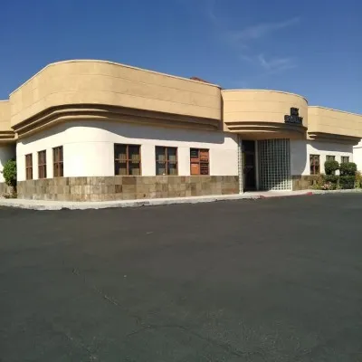 Live streaming KFAM Youth Radio