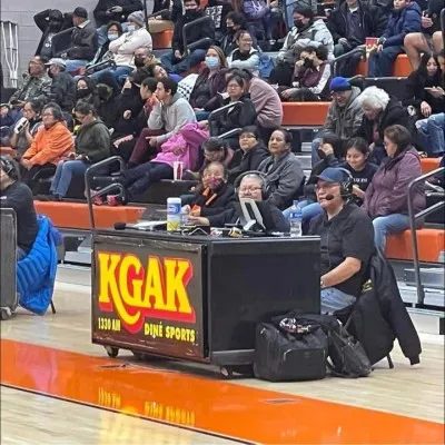 Live streaming KGAK Radio